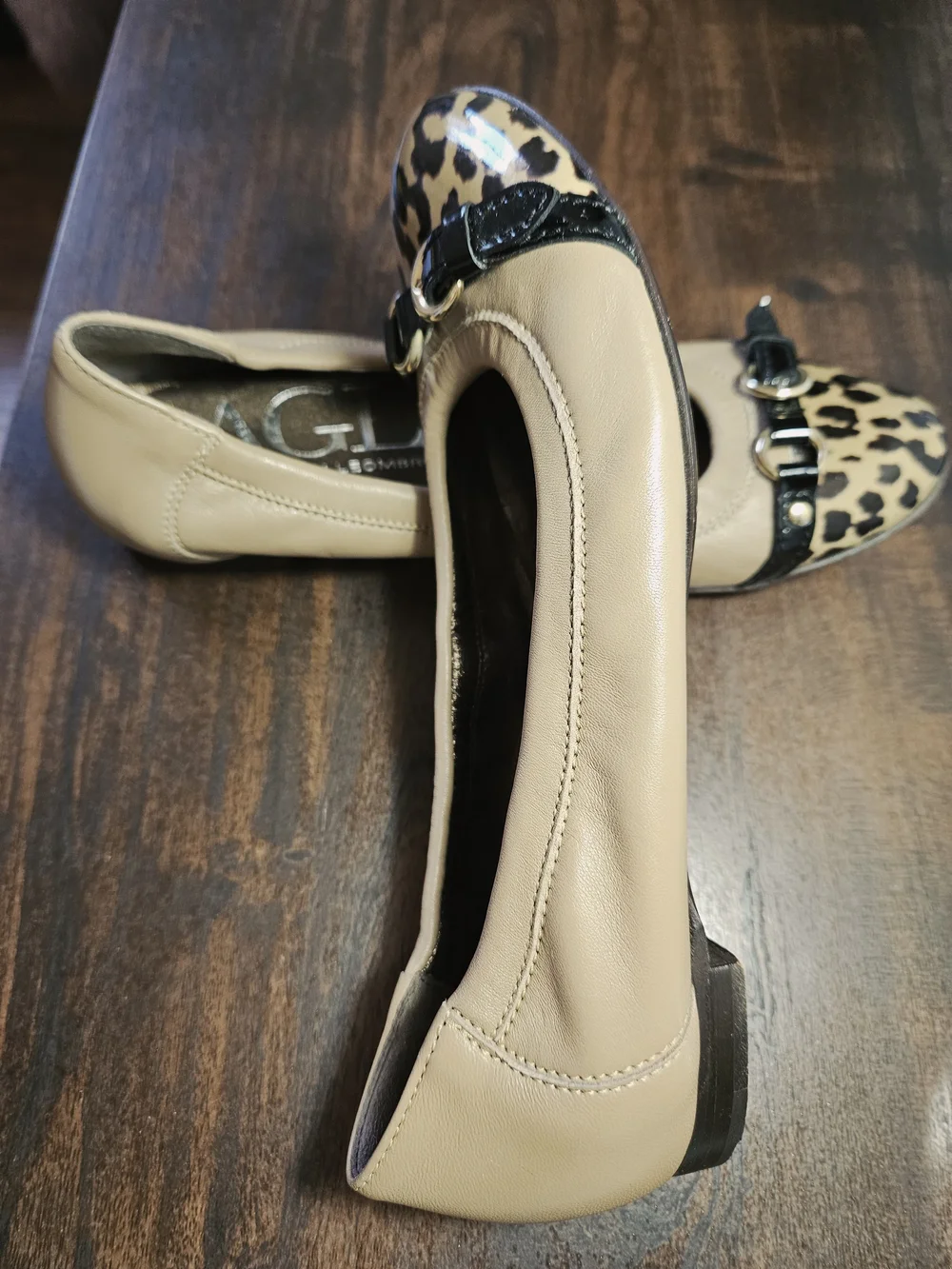 AGL Atilio Giusti Leombruni,Balet Flats Leopard-Print Toe and Black Trim,Size 35